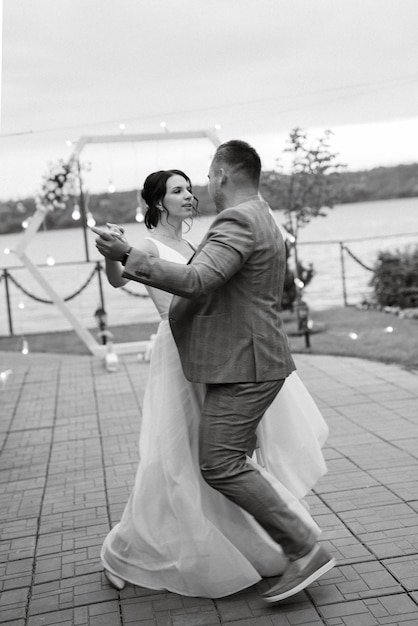 The first wedding dance of the bride and groom