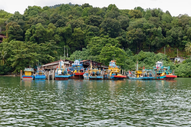 Photo fishing boat, pangkor island, malaysia