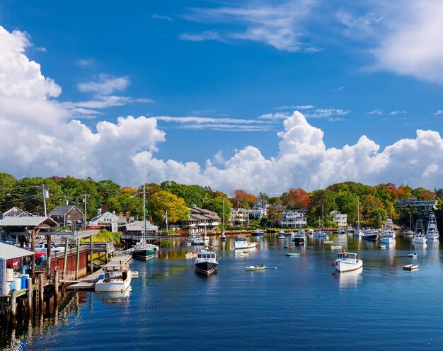 Photo fishing boats docked in perkins cove maine usa