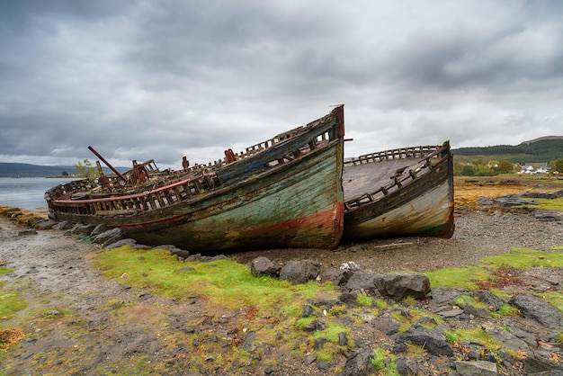 Photo fishing boats on the isle of mull