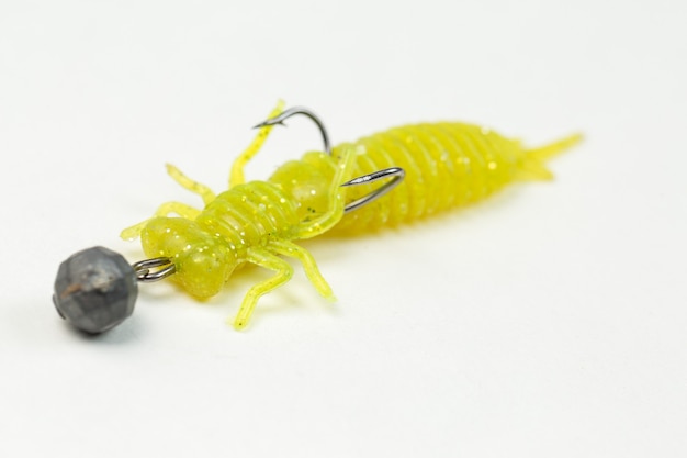 Spinner e wobblers da pesca multicolori sullo sfondo