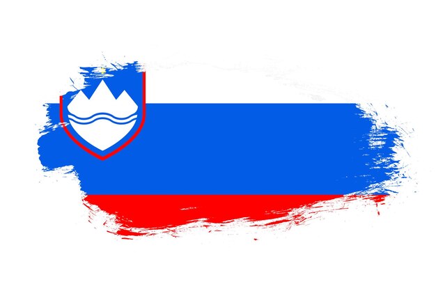 Foto bandiera della slovenia su sfondo pennello tratto bianco