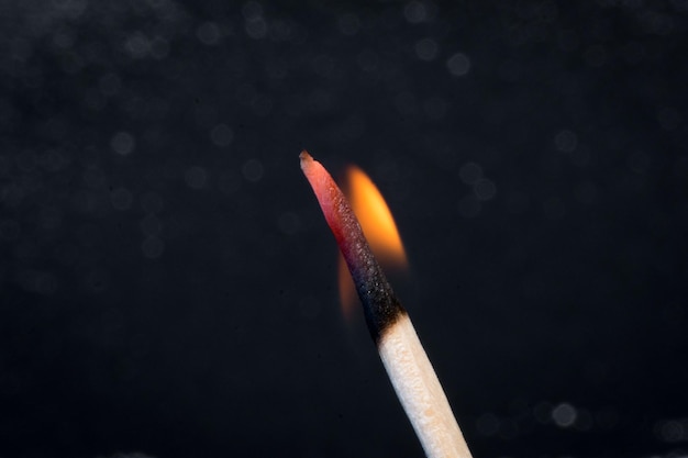 Photo a flame in a match