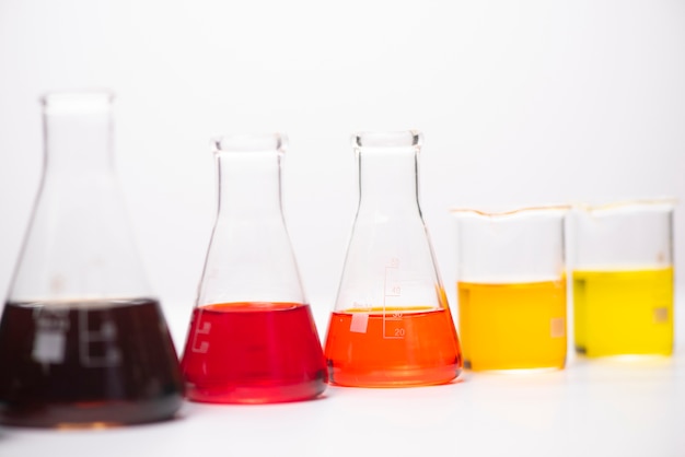 Photo flask of water solution in science laboratory