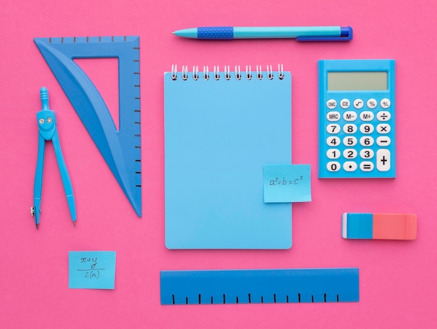 Photo flat lay arrangement of school supplies