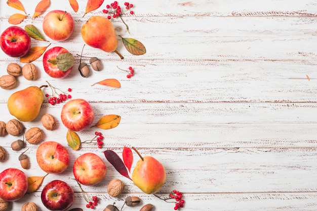 Photo flat lay autumn fruit copy space