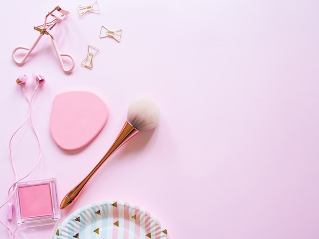 Flat lay of cosmetic accessories.