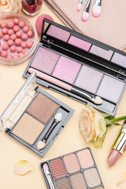 Photo flat lay different beauty products composition