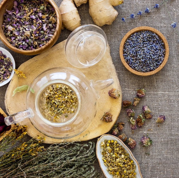 Photo flat lay of medicinal spices and herbs