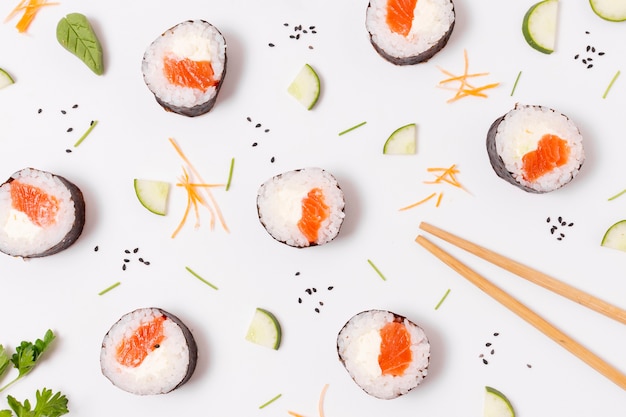 Photo flat lay sushi rolls