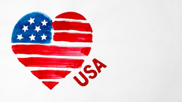 Photo flat lay watercolor heart shaped usa flag