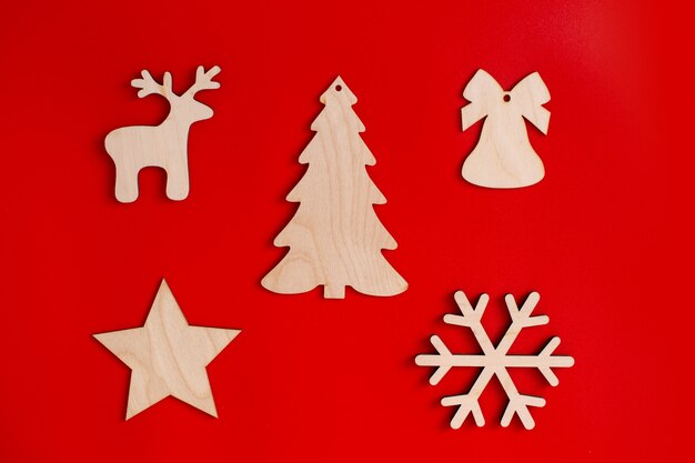 Photo flat natural unpainted wooden christmas decorations