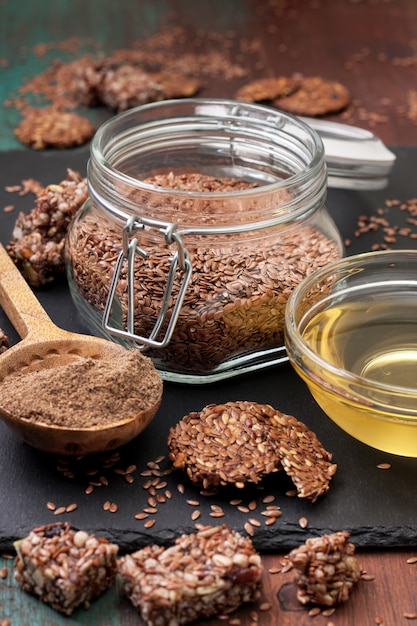 Flax seeds and products thereof