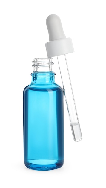 Fles met cosmetisch product en pipette geïsoleerd op wit