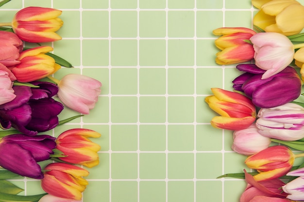Цветочный фон с копией пространства плоская рамка из тюльпанов женский день поздравительной открытки на день матери