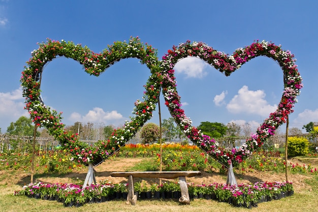 Floral love seat bench 