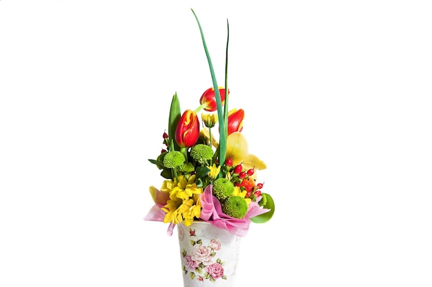 Composizione di bouquet di fiori per le vacanze, bouquet di fiori primaverili per il tuo mazzo di fiori preferito e festivo per un matrimonio,