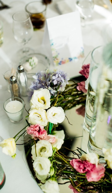 Flower wedding decoration on the table