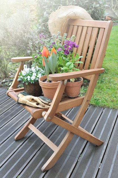 植木鉢の椅子