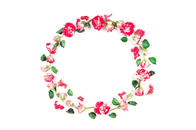 Flowers composition wreath made of fresh roses and dried flowers on white background