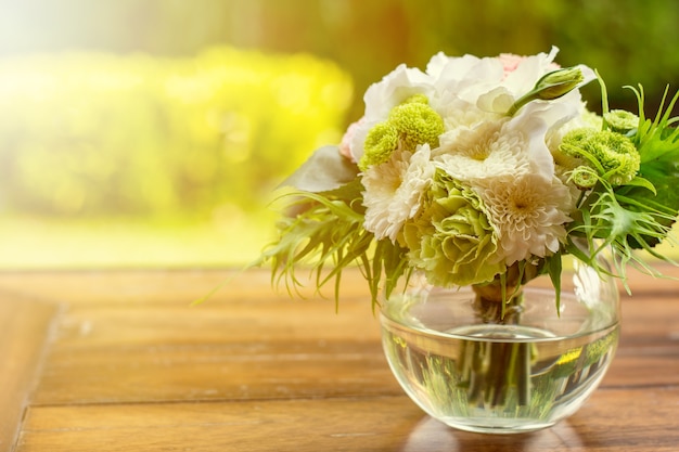 写真 結婚式の花