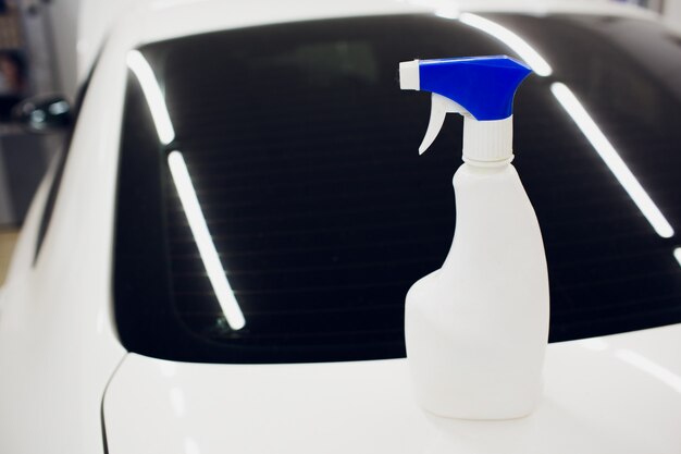 Photo fluid washer for car window