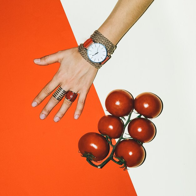 Focus on red. Glamorous accessories. Stylish Ladies jewelry.