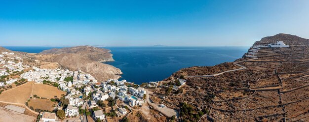 Photo folegandros island greece cyclades panoramic aerial drone view