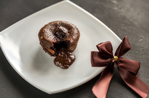 Fondant decorated with cocktail cherry