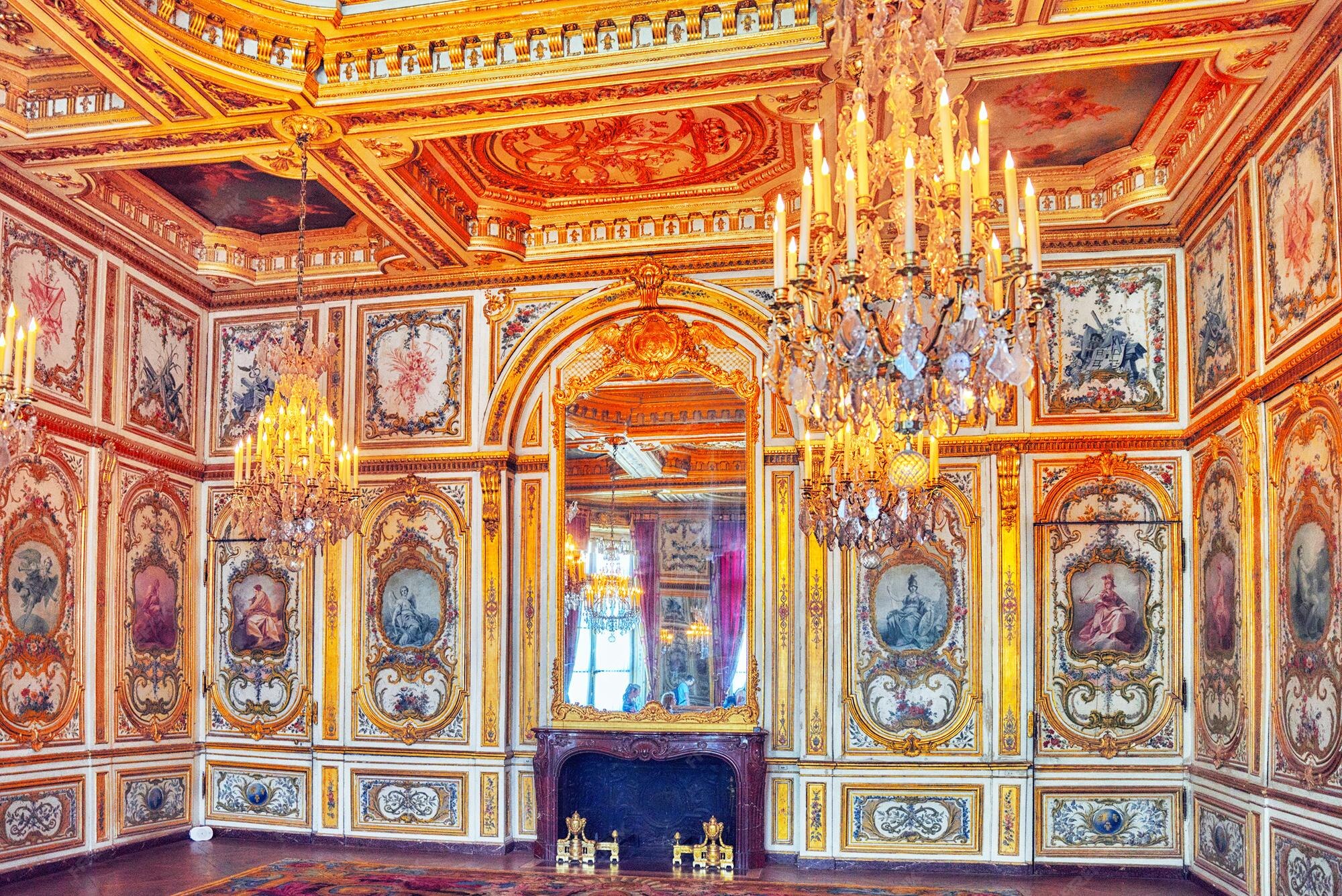 Premium Photo Fontainebleau france july 09 2016 fontainebleau palace