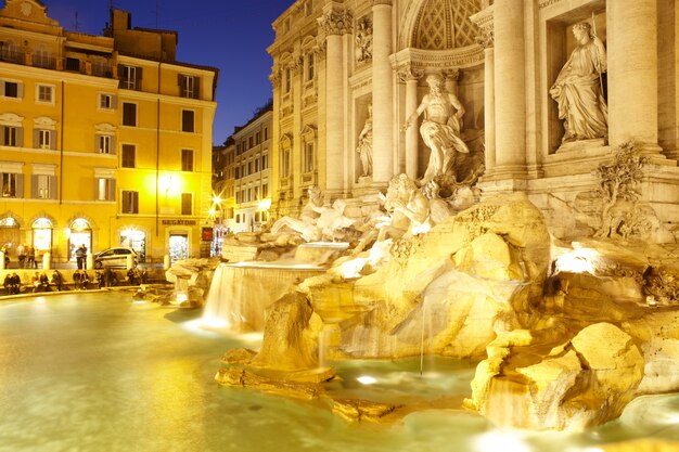 Fontana di trevi, rome