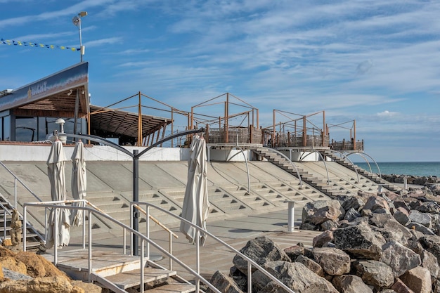 Foto spiaggia di fontanka sul mar nero vicino a odessa ucraina