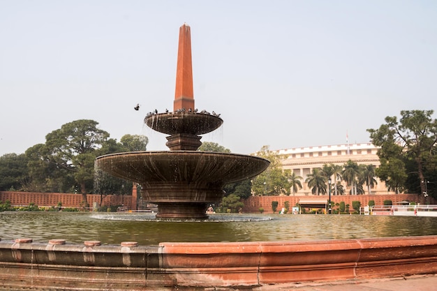 Fontein voor de Sansad Bhawan het parlementsgebouw