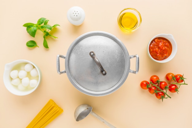 Foto sfondo di cibo con ingredienti per la pasta