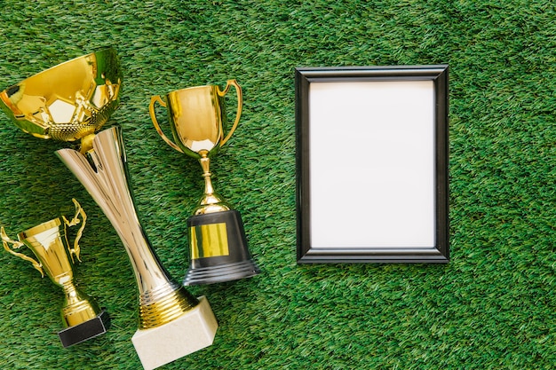 Foto sfondo di calcio con cornice e trofei