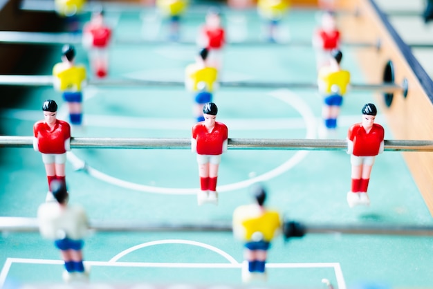 Foto gioco di calcio giocattolo di plastica da tavolo .sport in home concept