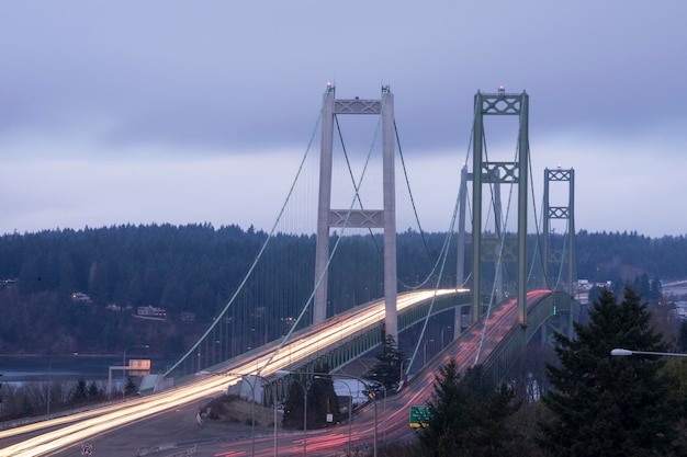 Forenzen reizen heen en weer Tacoma Narrows Bridges Tacoma