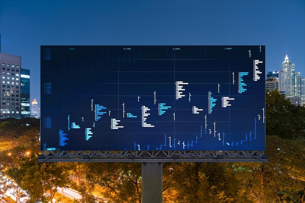 Голограмма графика FOREX на билборде с высоты птичьего полета ночной панорамный вид на Бангкок Разработанное место для исследователей фондового рынка в Юго-Восточной Азии Концепция фундаментального анализа