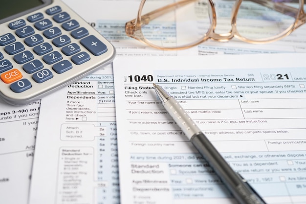사진 미국 개인 소득세 제1040 양식: 미국 세금 체계에서 세금 신고 양식