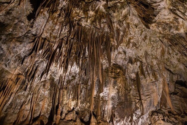 Formation of stalactite