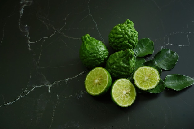 Foto's van bergamotfruit om te koken of voor ander gebruik