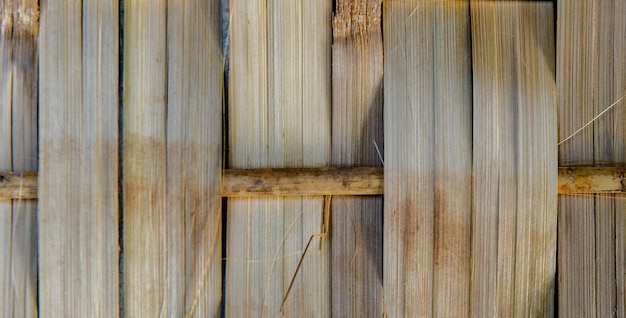 foto van natuurlijk getextureerd houten oppervlak