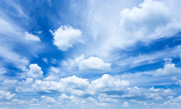 Foto foto witte wolk op blauwe lucht
