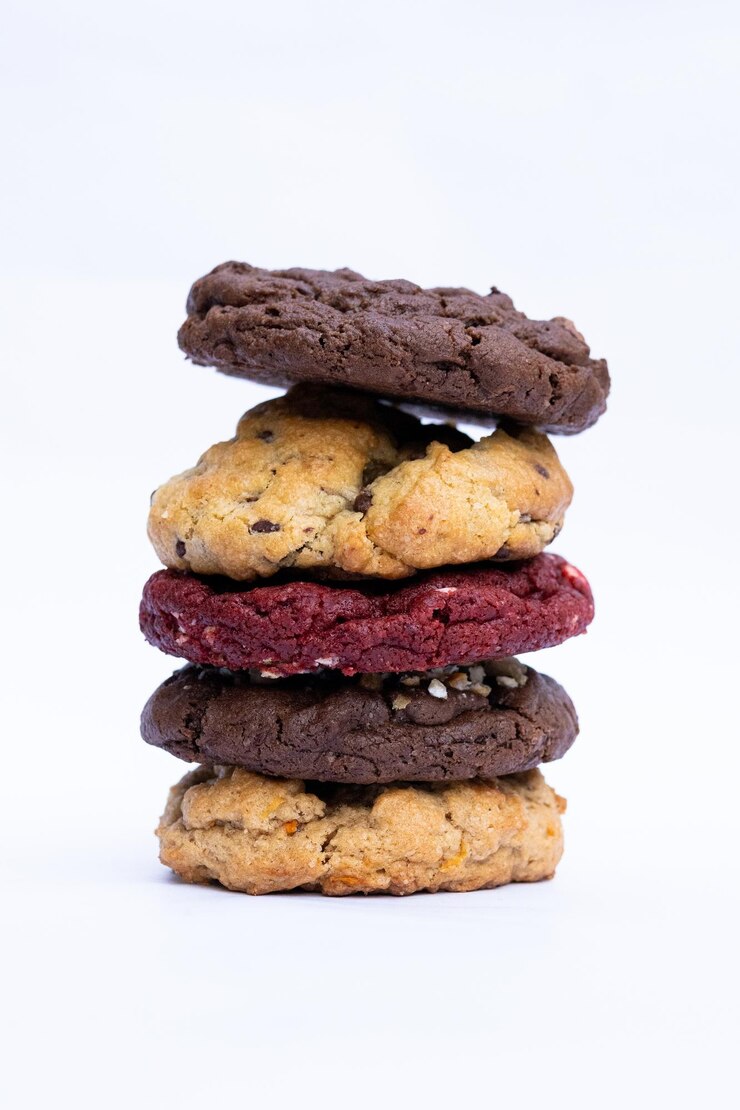 Foto fotografa close up van galletas en fondo blanco
