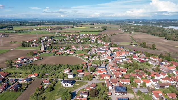 Photo fotografias con drone del un tipico pueblo en bavaria aigen bad fussing