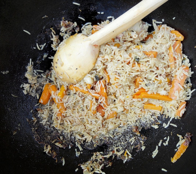 Foto fotografie naar thema mooie smakelijke rijst gegrilde pilaf