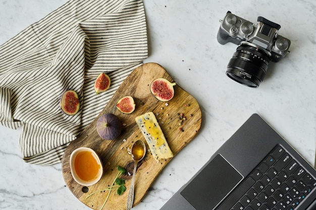 Fotoshoot van dienblad met eten