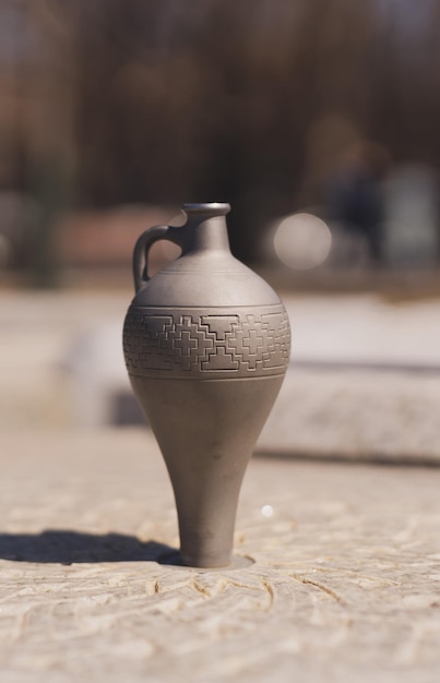 Photo fountain in jug shape on foreground in yerevan armenia