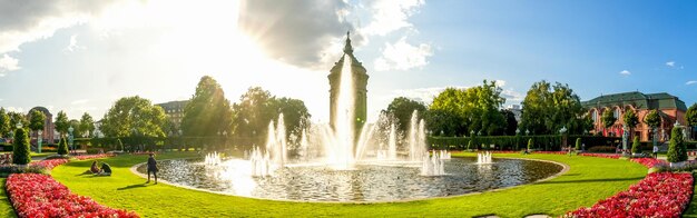 Photo fountain in park