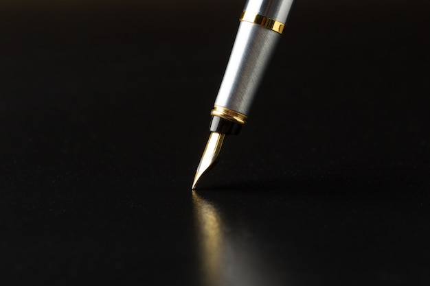 Fountain pen with clipping path on black